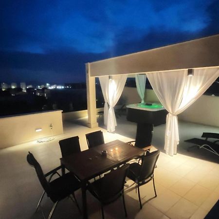 Olive Oasis Penthouse With Jacuzzi Apartment ซาดาร์ ภายนอก รูปภาพ