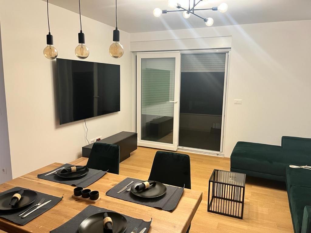 Olive Oasis Penthouse With Jacuzzi Apartment ซาดาร์ ภายนอก รูปภาพ