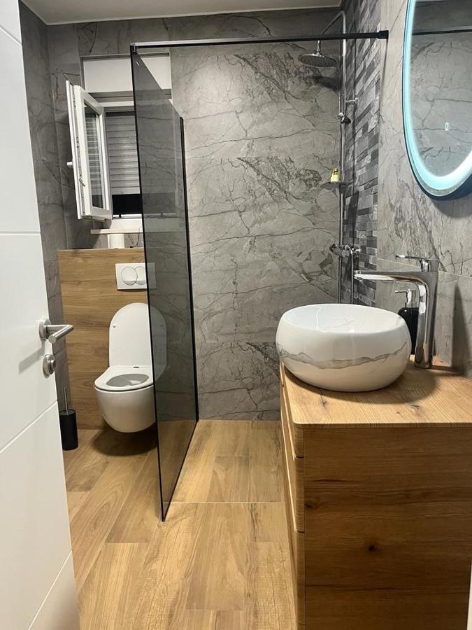 Olive Oasis Penthouse With Jacuzzi Apartment ซาดาร์ ภายนอก รูปภาพ